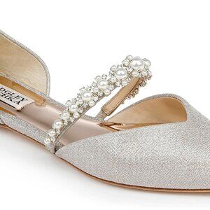 Badgley Mischka Flats, Elegant Silver & Pearl